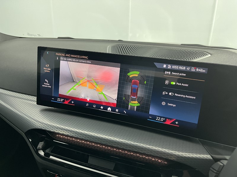 2025 (75) BMW 3 SERIES 320i M Sport 5dr Step Auto 4968714