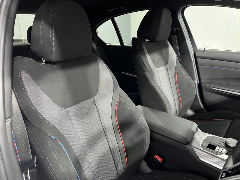 2025 (75) BMW 3 SERIES 320i M Sport 4dr Step Auto 4967052