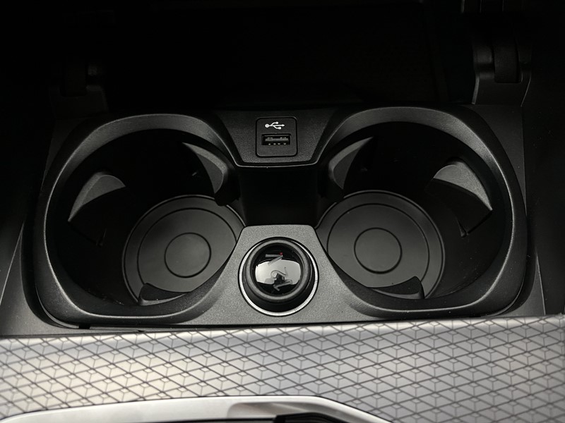 2025 (75) BMW 3 SERIES 320i M Sport 4dr Step Auto 4967073