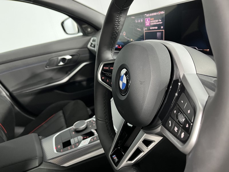2025 (75) BMW 3 SERIES 320i M Sport 4dr Step Auto 4967064