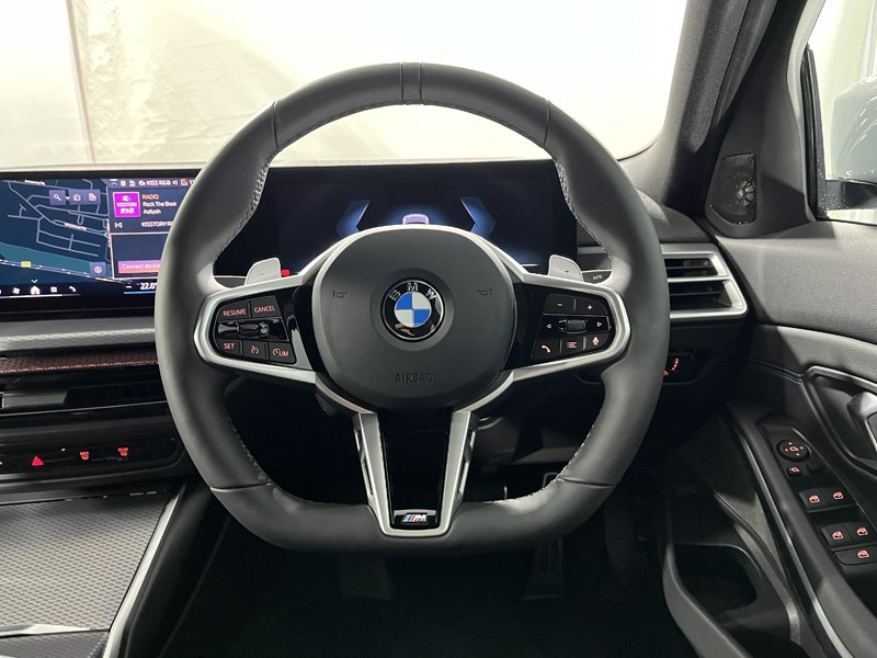 2025 (75) BMW 3 SERIES 320i M Sport 4dr Step Auto 4967046