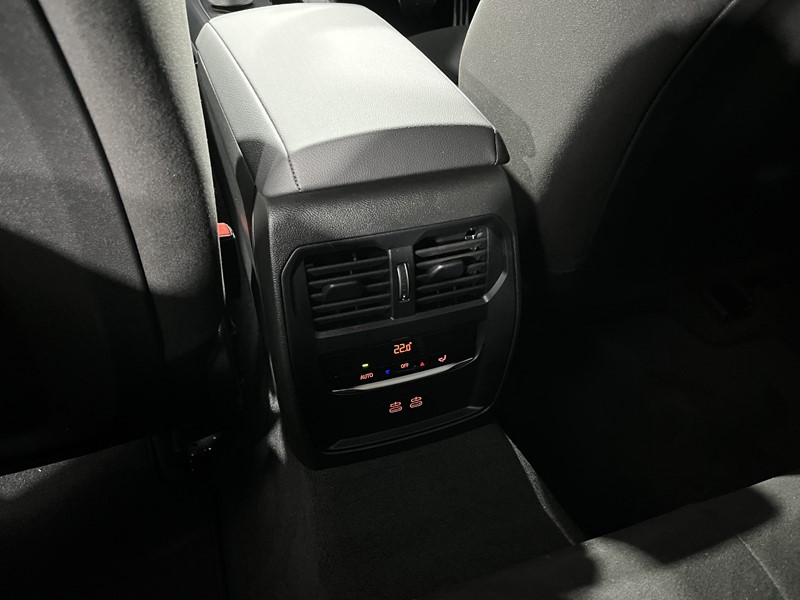 2025 (75) BMW 3 SERIES 320i M Sport 4dr Step Auto 4967081