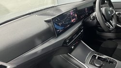 2025 (75) BMW 3 SERIES 320i M Sport 4dr Step Auto 4967048