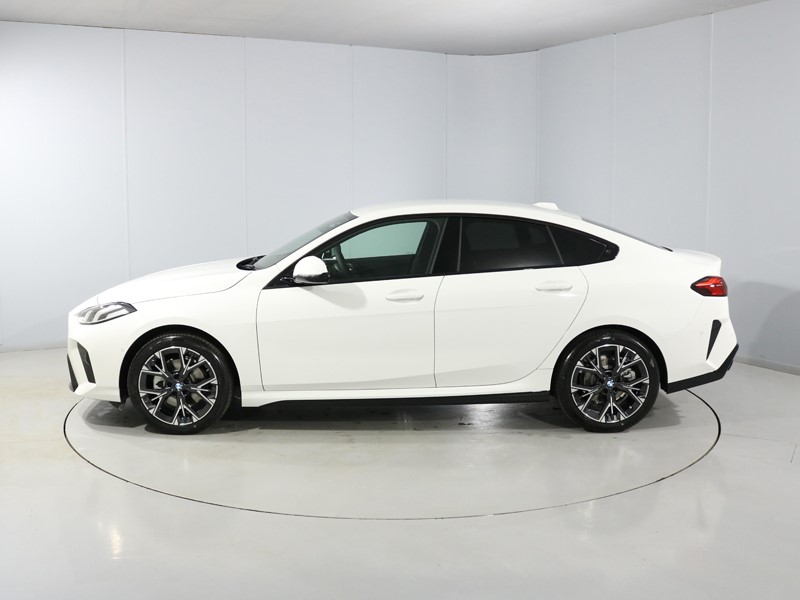 2025 (75) BMW 2 SERIES 220 M Sport 4dr Step Auto 4924185