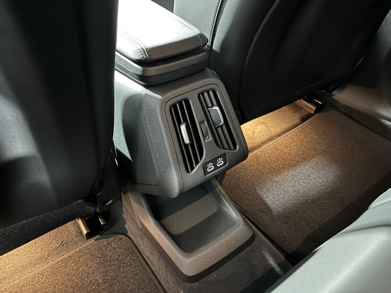 2025 (75) BMW iX2 150kW eDrive20 M Sport 65kWh 5dr Auto 4967432