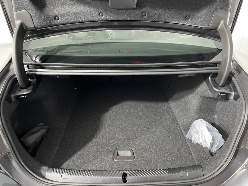 2025 (75) BMW I5 250kW eDrive40 M Sport 84kWh 4dr Auto 4968758