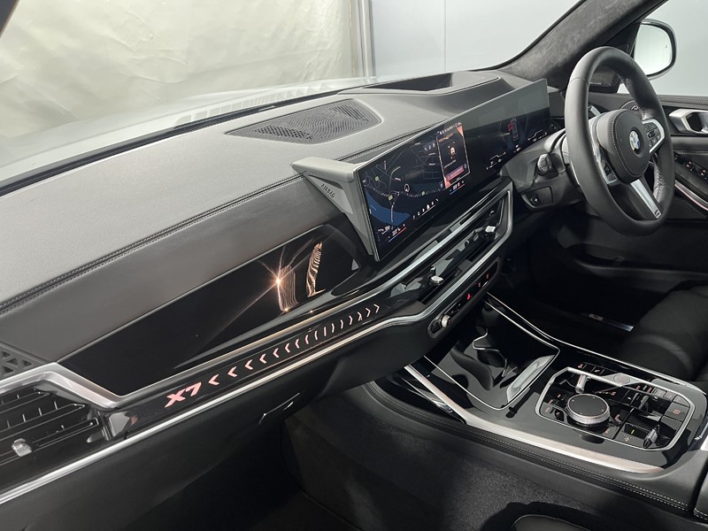 2025 (75) BMW X7 xDrive40d MHT M Sport 5dr Step Auto 4918360