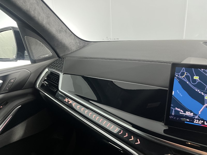 2025 (75) BMW X7 xDrive40d MHT M Sport 5dr Step Auto 4918382