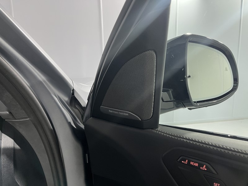 2025 (75) BMW X7 xDrive40d MHT M Sport 5dr Step Auto 4918375