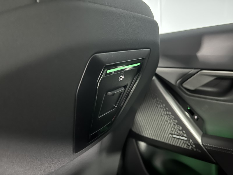 2025 (75) BMW 5 SERIES 520i M Sport Pro 4dr Auto 4967481