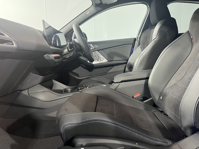 2025 (75) BMW 2 SERIES 220 M Sport 4dr Step Auto 4924311