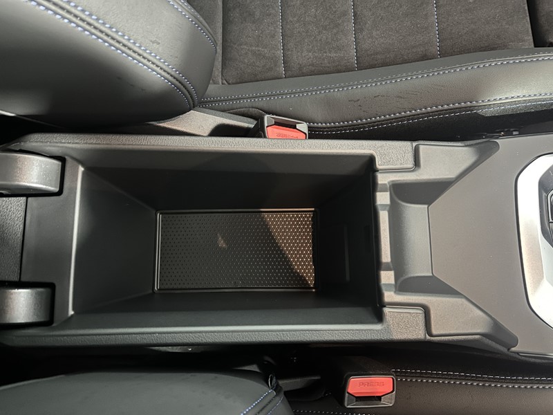 2025 (75) BMW 2 SERIES 220 M Sport 4dr Step Auto 4924310