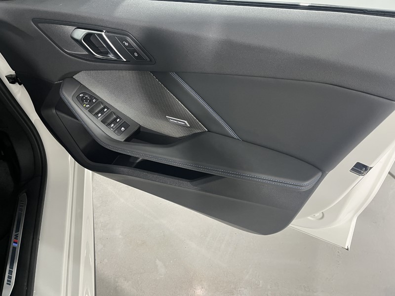 2025 (75) BMW 1 SERIES 120 M Sport 5dr Step Auto 4967719