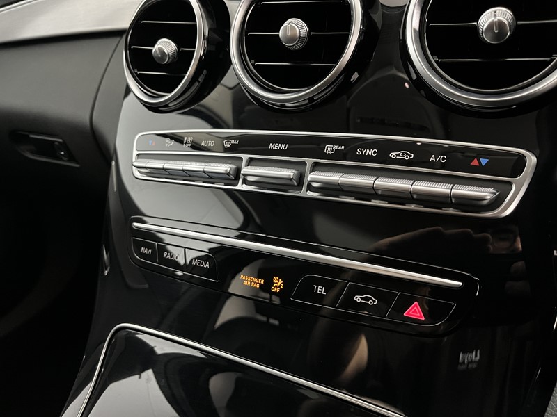 2020 (20) MERCEDES-BENZ C CLASS C220d Sport Edition Premium 4dr 9G-Tronic 4621616