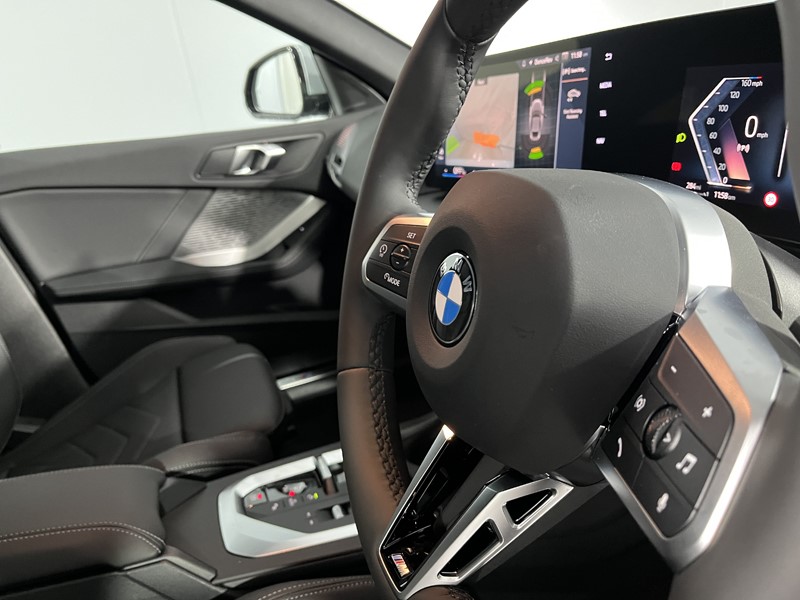 2025 (75) BMW 2 SERIES 220 M Sport 4dr Step Auto 4919240