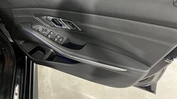 2021 (71) BMW 3 SERIES 320i M Sport 4dr Step Auto 4654793