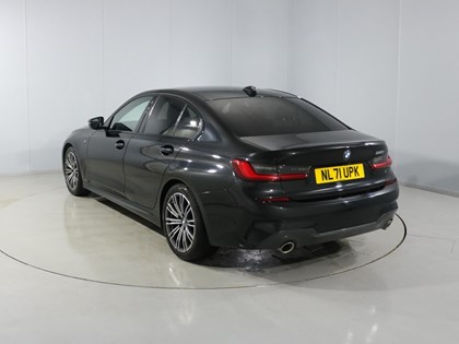 2021 (71) BMW 3 SERIES 320i M Sport 4dr Step Auto