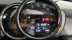 2019 (19) MINI HATCHBACK 1.5 Cooper Sport II 5dr Auto 4659487