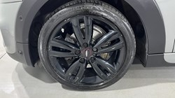 2019 (19) MINI HATCHBACK 1.5 Cooper Sport II 5dr Auto 4659492