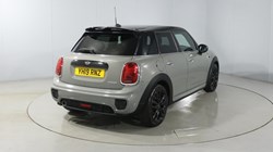 2019 (19) MINI HATCHBACK 1.5 Cooper Sport II 5dr Auto 4659524