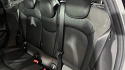 2019 (19) MINI HATCHBACK 1.5 Cooper Sport II 5dr Auto 4659490