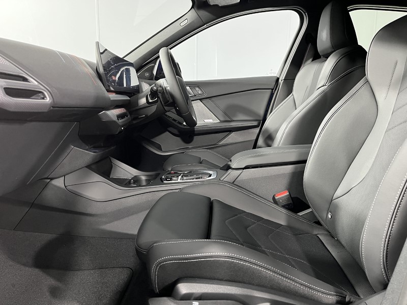 2025 (75) BMW 1 SERIES 120 M Sport 5dr Step Auto 4918617