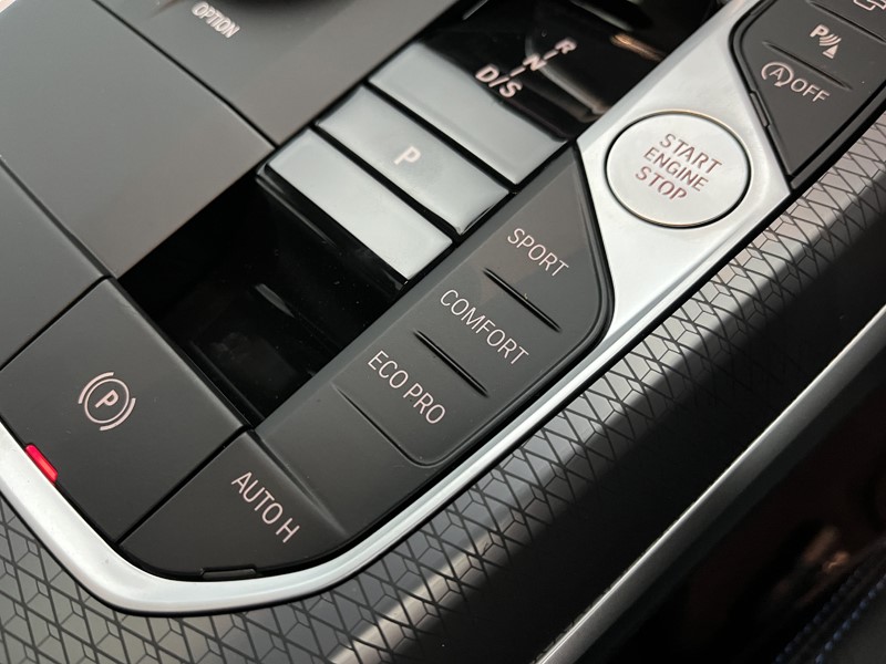 2025 (75) BMW 3 SERIES M340i xDrive MHT 4dr Step Auto 4920177