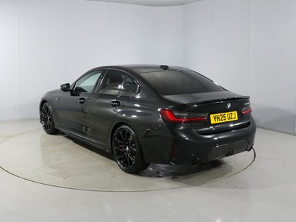 2025 (25) BMW 3 SERIES 320i M Sport 4dr Step Auto