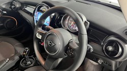 2022 (72) MINI HATCHBACK 1.5 Cooper Classic 5dr Auto 4690301