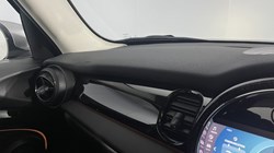 2022 (72) MINI HATCHBACK 1.5 Cooper Classic 5dr Auto 4690320
