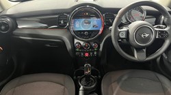 2022 (72) MINI HATCHBACK 1.5 Cooper Classic 5dr Auto 4690299