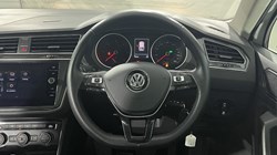 2018 (18) VOLKSWAGEN TIGUAN 2.0 TDi 190 4Motion SE Nav 5dr DSG 4678950