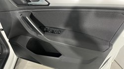 2018 (18) VOLKSWAGEN TIGUAN 2.0 TDi 190 4Motion SE Nav 5dr DSG 4678964