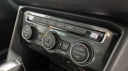 2018 (18) VOLKSWAGEN TIGUAN 2.0 TDi 190 4Motion SE Nav 5dr DSG 4678973