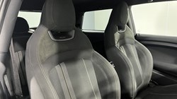 2019 (69) MINI HATCHBACK 1.5 Cooper Sport II 3dr 4663980
