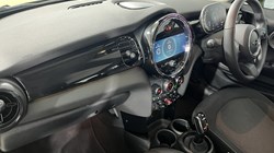 2022 (72) MINI HATCHBACK 1.5 Cooper Classic 3dr Auto 4678493