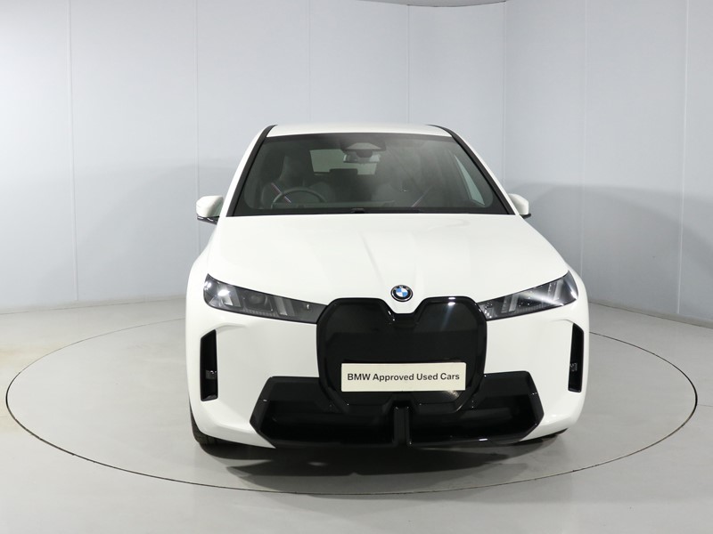 2025 (75) BMW iX 300kW xDrive45 M Sport 101kWh 5dr Auto 5069806