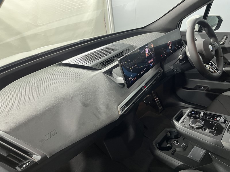 2025 (75) BMW iX 300kW xDrive45 M Sport 101kWh 5dr Auto 5069797