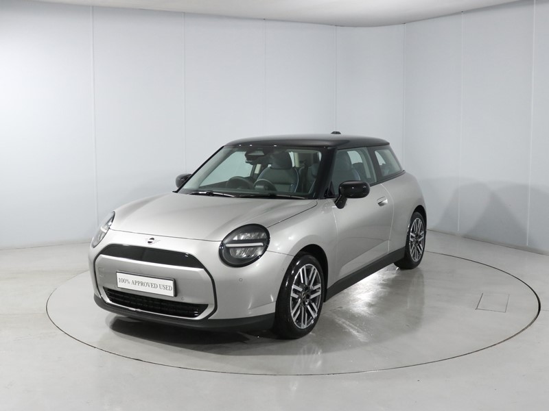 2025 (75) MINI COOPER 135kW E Classic 41kWh 3dr Auto 5316193
