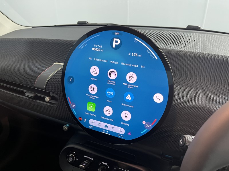 2025 (75) MINI COOPER 135kW E Classic 41kWh 3dr Auto 5316183