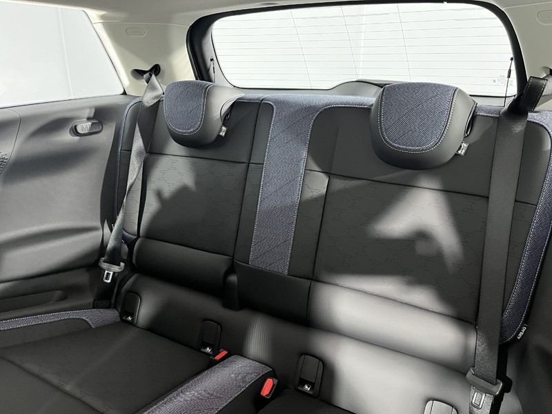 2025 (75) MINI COOPER 135kW E Classic 41kWh 3dr Auto 5316168