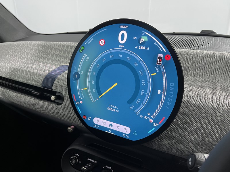 2025 (75) MINI COOPER 160kW SE Exclusive 54kWh 3dr Auto 5316205