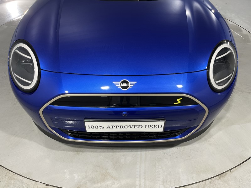 2025 (75) MINI COOPER 160kW SE Exclusive 54kWh 3dr Auto 5316234