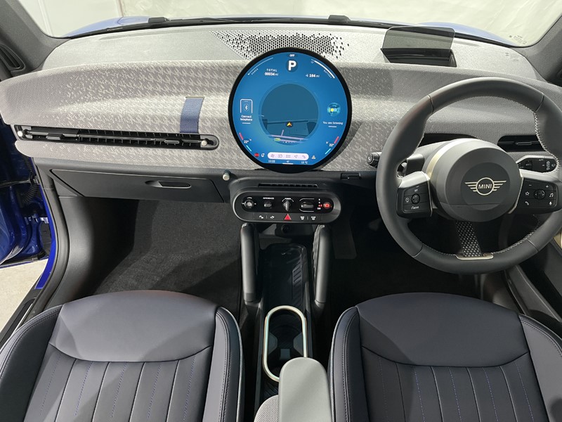 2025 (75) MINI COOPER 160kW SE Exclusive 54kWh 3dr Auto 5316200