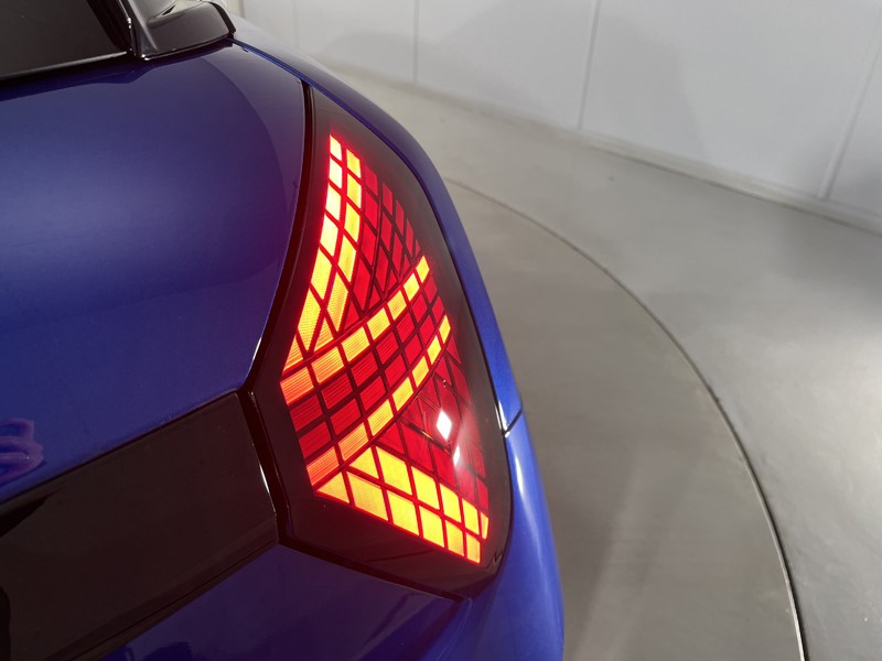 2025 (75) MINI COOPER 160kW SE Exclusive 54kWh 3dr Auto 5316236