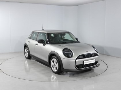 2025 (75) MINI COOPER 1.5 C Classic 5dr Auto