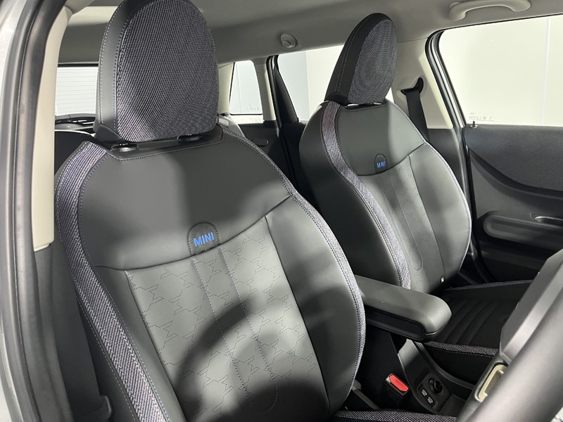 2025 (75) MINI COOPER 1.5 C Classic 5dr Auto 5315383