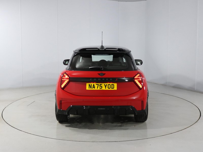 2025 (75) MINI COOPER 2.0 S Sport 3dr Auto 5315633