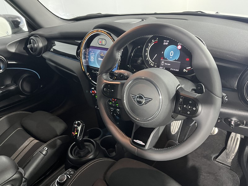 2023 (23) MINI COOPER 2.0 S Sport 3dr Auto 4669037