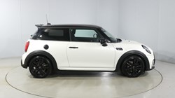 2023 (23) MINI COOPER 2.0 S Sport 3dr Auto 4669034